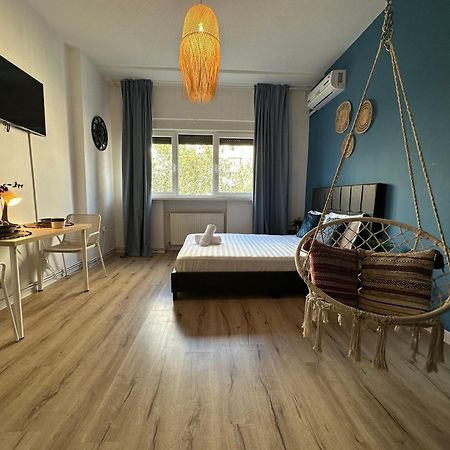 Central Studio Sapphire Lägenhet Bukarest Exteriör bild
