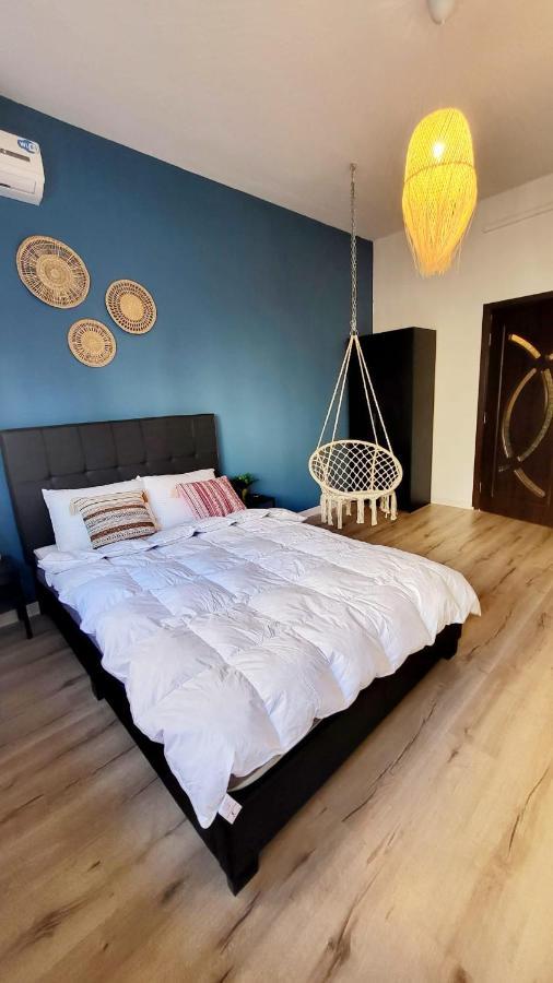 Central Studio Sapphire Lägenhet Bukarest Exteriör bild